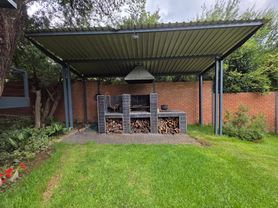 6 Bedroom Property for Sale in Maselspoort Free State